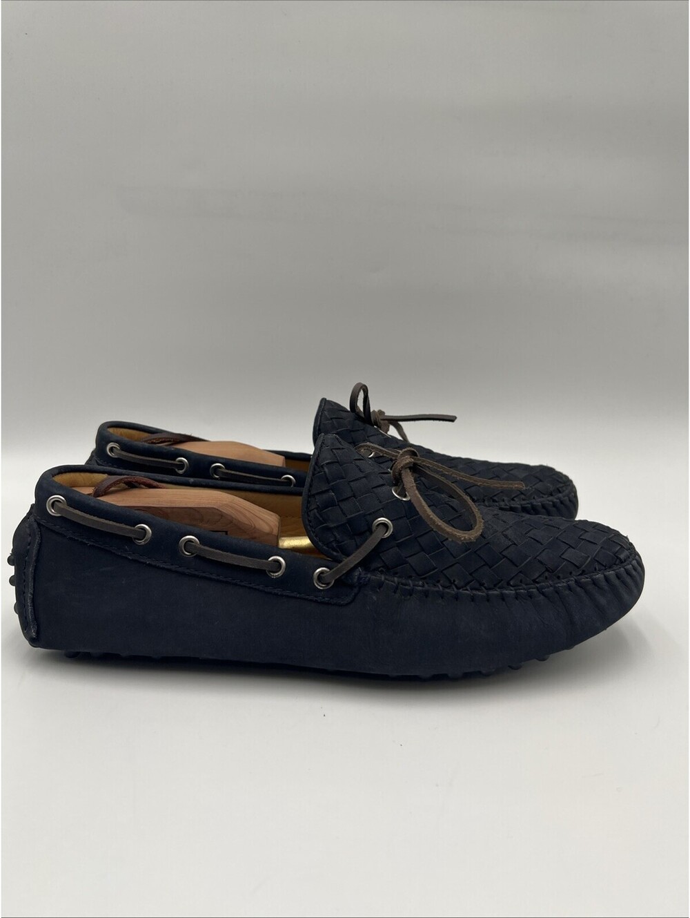 Men's Saks Fifth Avenue navy blue woven suede driving loafers Size 10.5